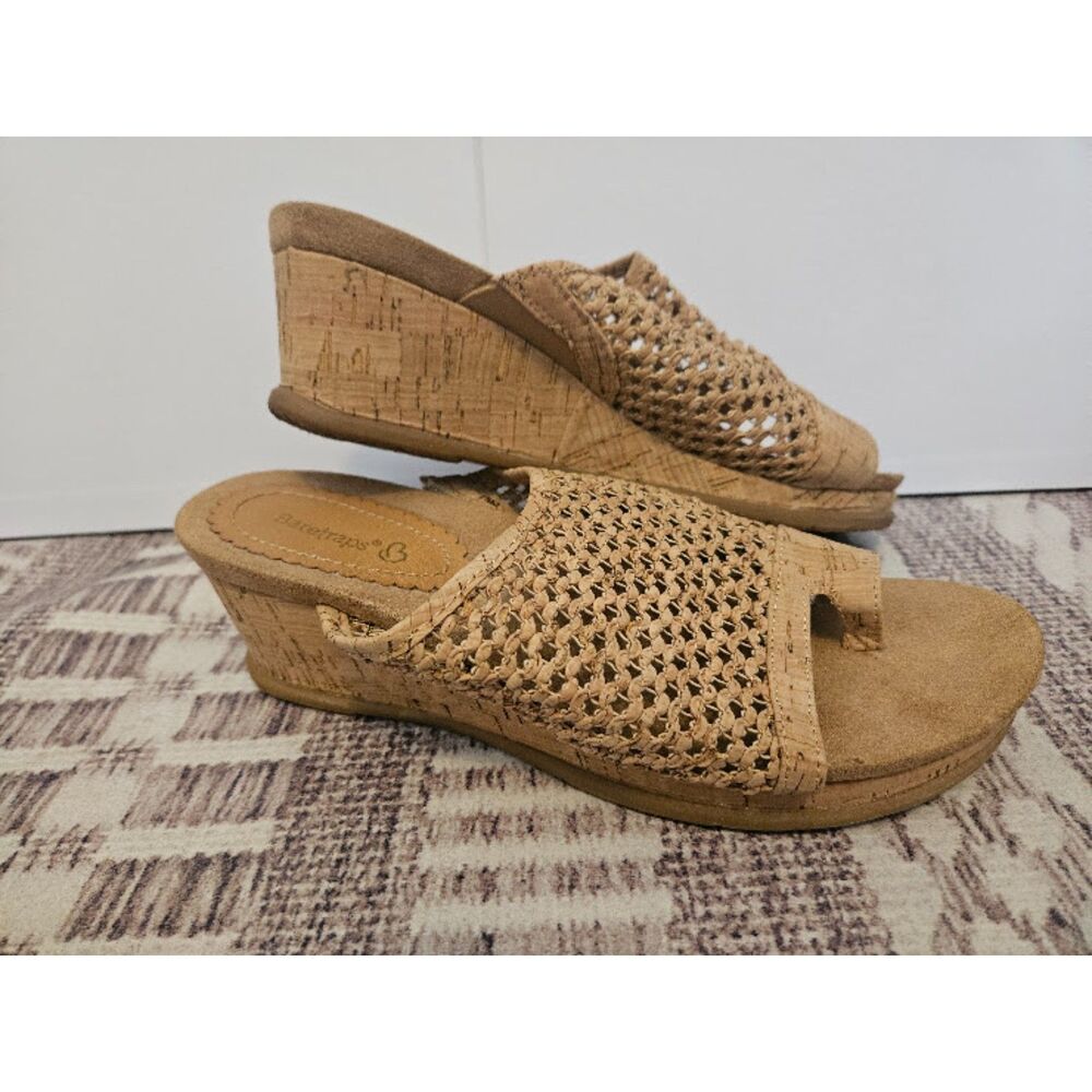 Baretraps Faye Wedge Sandals, size 7.5